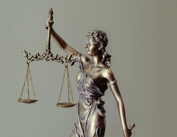 tingey-injury-law-firm-L4YGuSg0fxs-unsplash (1)
